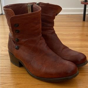 Women’s Frye Boots